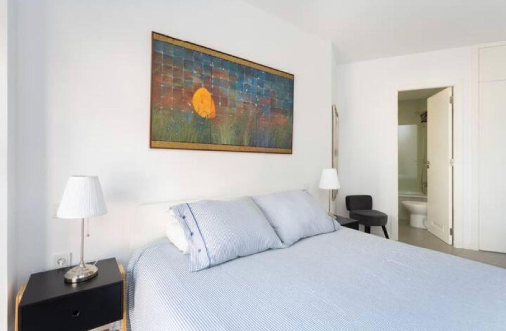 Modern Seafront Flat With A Private Garage Apartment เอลเมดาโน ภายนอก รูปภาพ